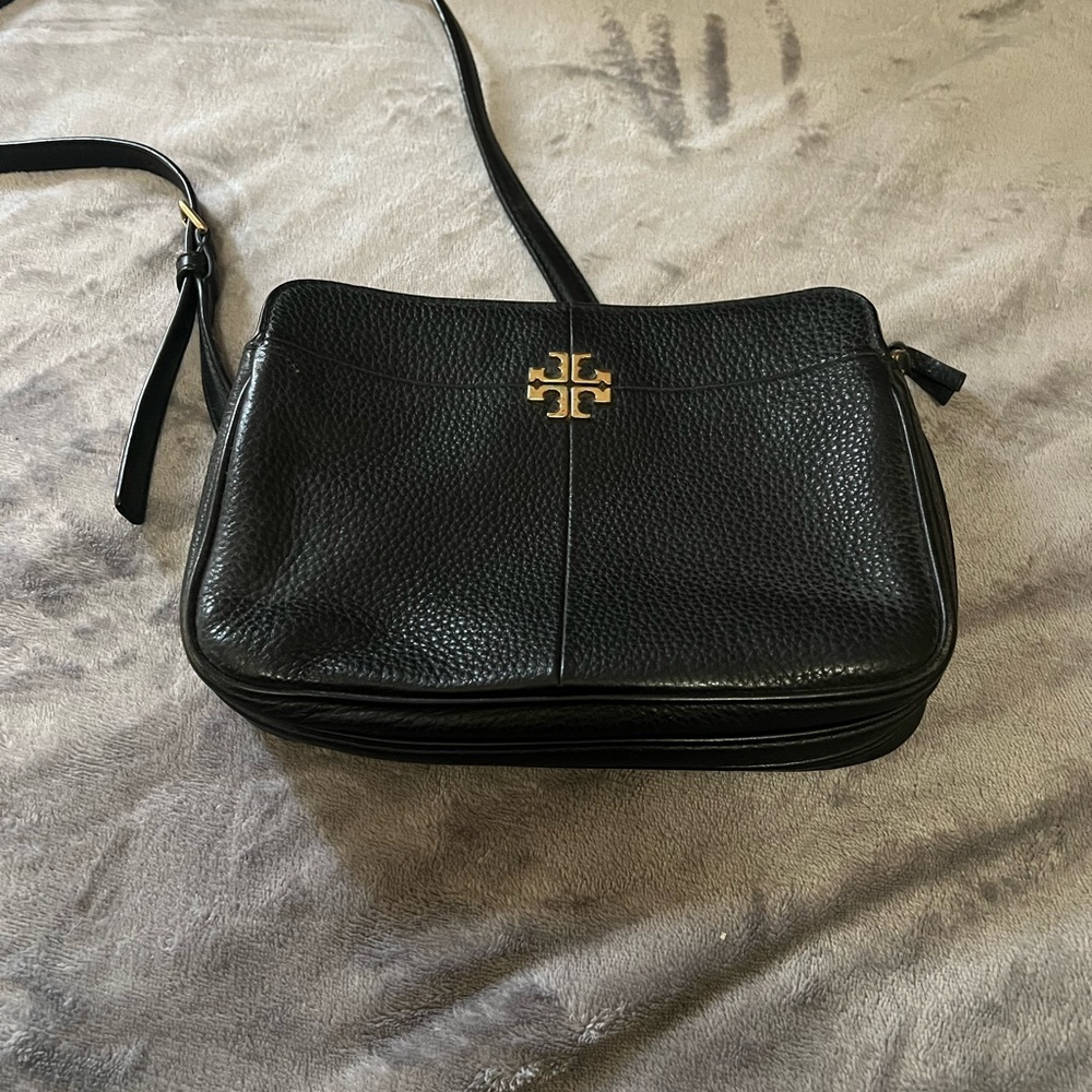 Tory Burch black pebbles leather crossbody